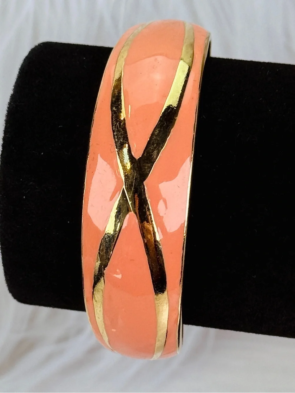 Vibtage Goldtone Coral Cuff Bracelet